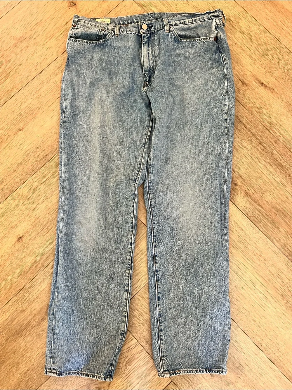 Levi's Straight Light Wash Blue Jeans